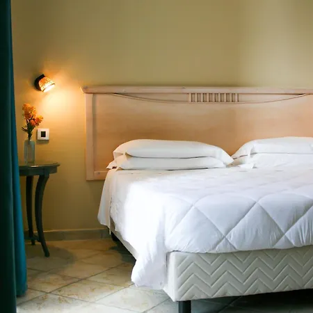 Zeta Club Selinunte Hotel 4*