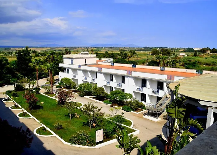Hotel Zeta Club Selinunte 4*